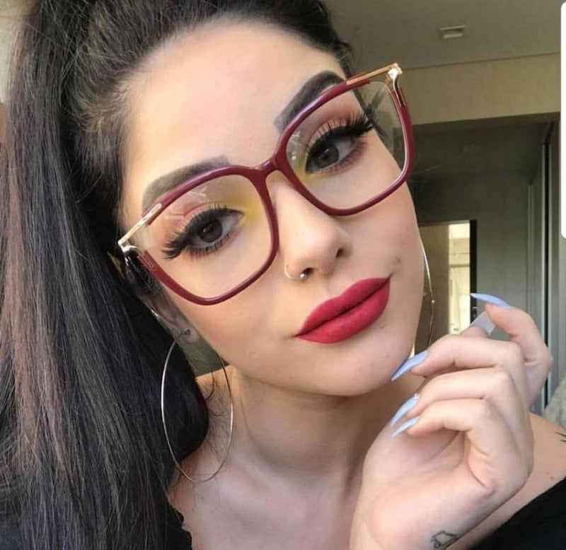 Oculos de grau feminino vermelho grande haste dourada - OFGQUAVO5